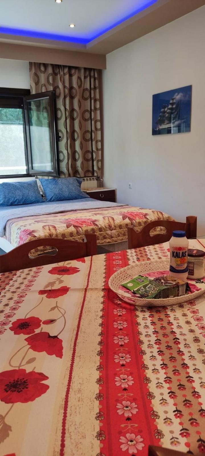 Dimos Bungalows Palaiontsiflikion Luaran gambar