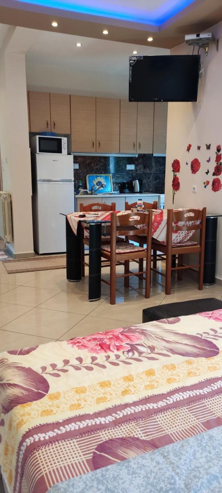 Dimos Bungalows Palaiontsiflikion Luaran gambar